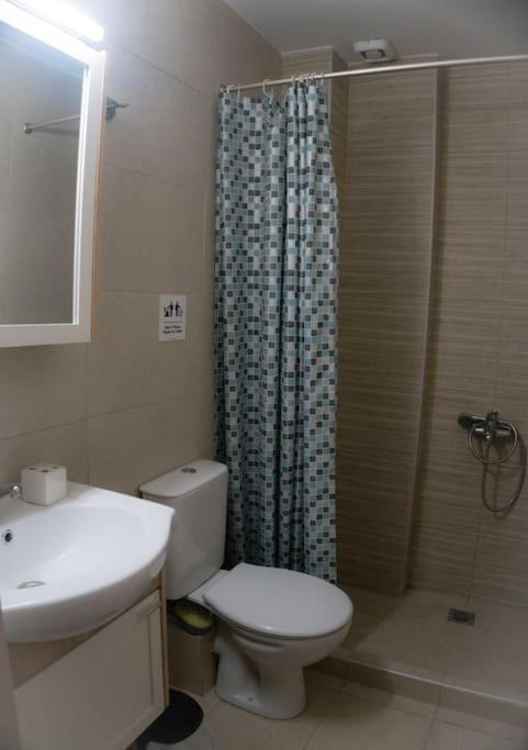 Modern Cozy Appartment In Thessaloniki Buitenkant foto