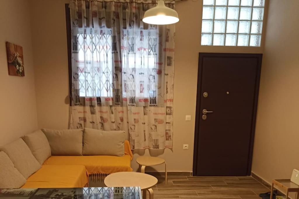 Modern Cozy Appartment In Thessaloniki Buitenkant foto